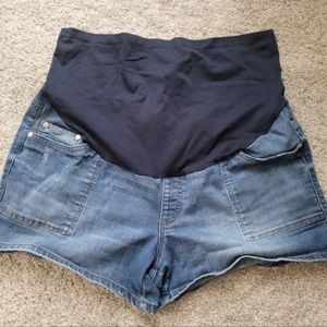 💚3/$25💚 Time & Tru Maternity Jean shorts